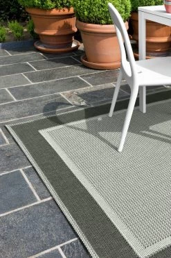 Solstice Grey Indoor Outdoor Rug -Home Furnishings Store 2729372 R Z004A