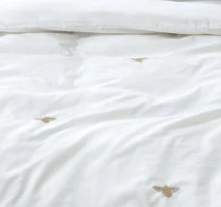 Habitat 180TC Embroidered Bee White Bedding Set - Single -Home Furnishings Store 3347540 R Z006A