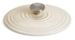 Habitat 2.4 Litre Oval Iron Casserole Dish - Cream -Home Furnishings Store 9529393 R Z003A